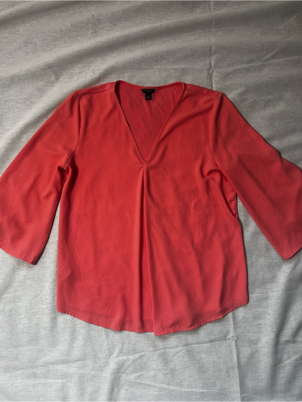 Ann Taylor Coral V-Neck Blouse